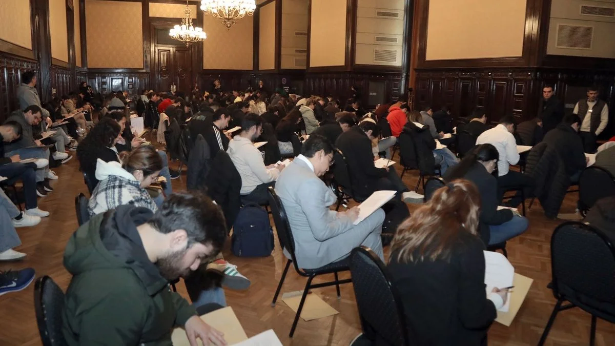 Ninguno de los 117 médicos residentes pudo revalidar su nota en los exámenes