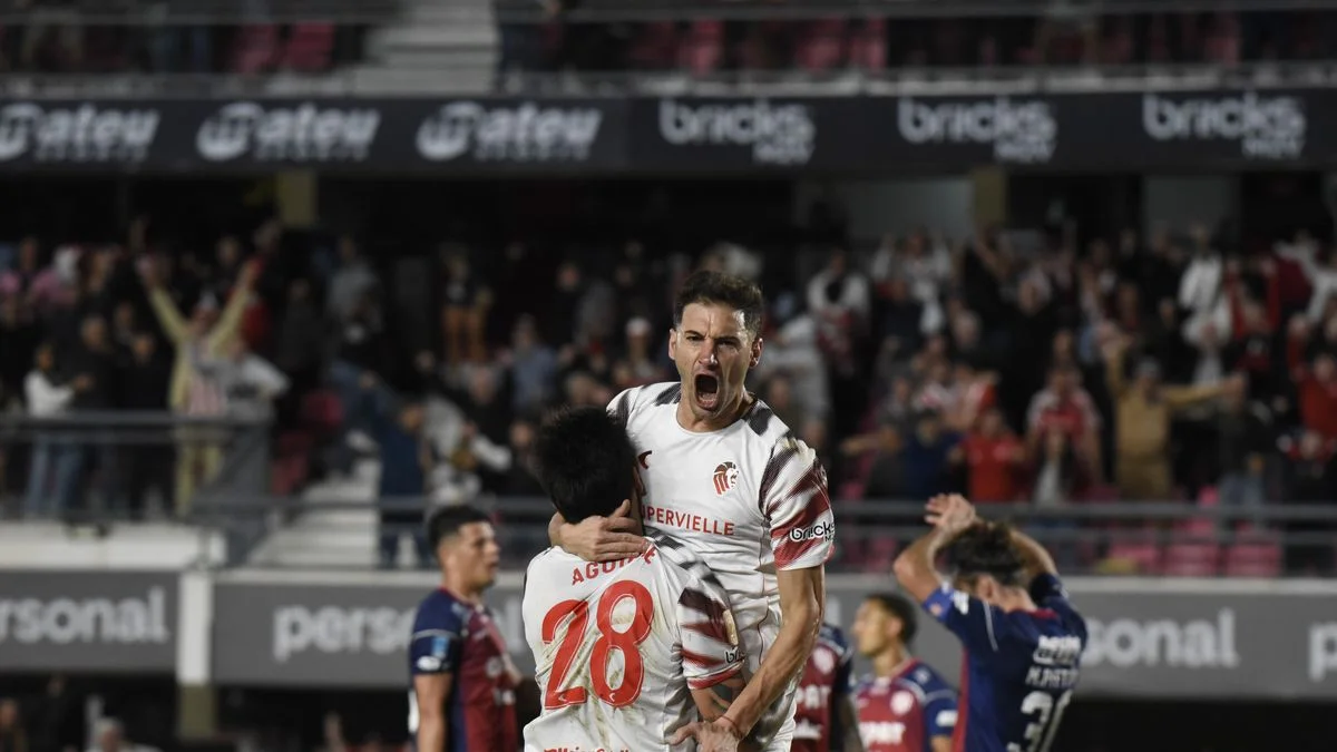 Estudiantes sueña con una nueva noche copera... ¿qué dice la historia frente a equipos peruanos?