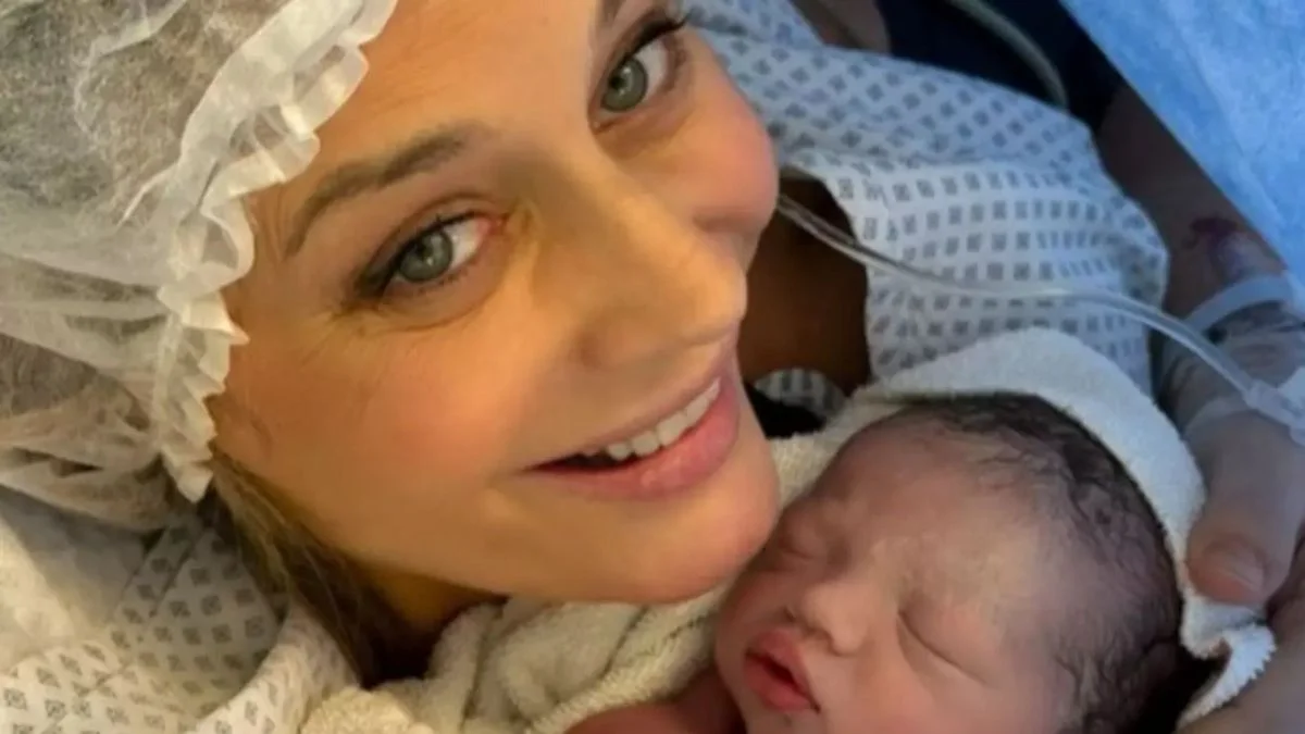 Rocío Marengo presentó a su hijo Isidro con un tierno video: "Bienvenido, bebito"