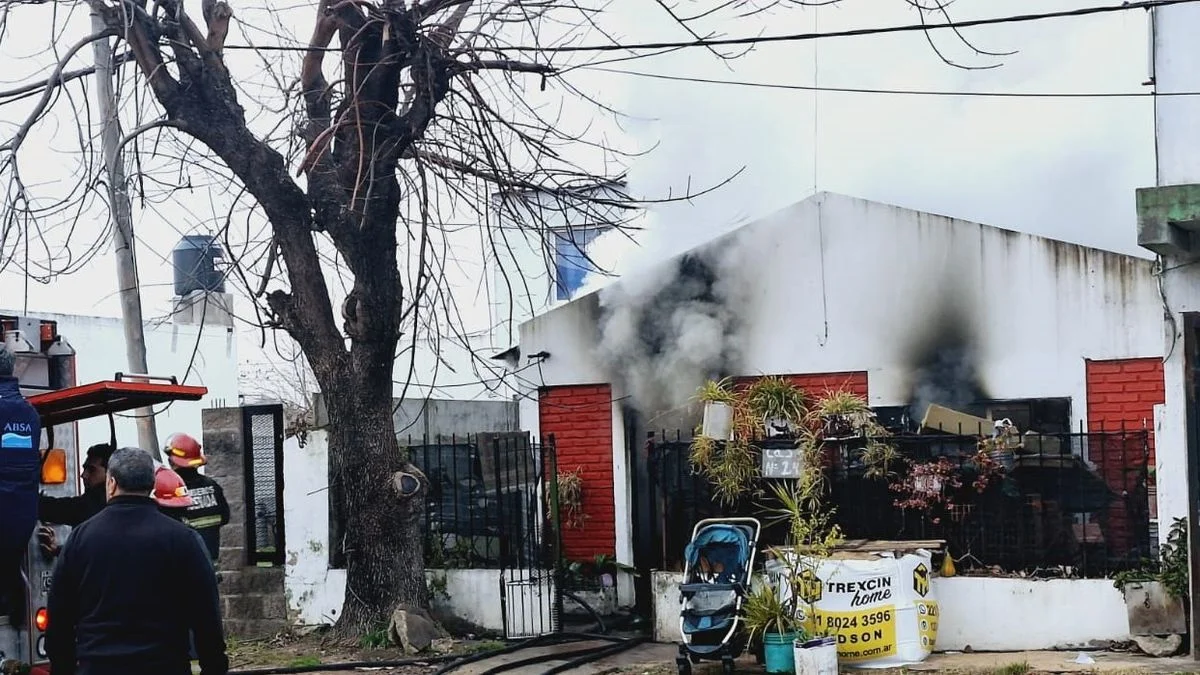 Impactante incendio en Ensenada: tres menores estaban dentro