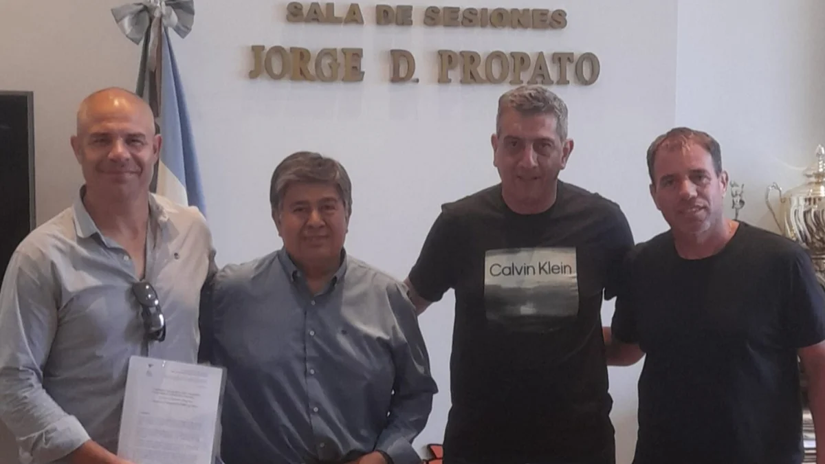 La Liga Amateur Platense lanza un programa para formar al arbitraje