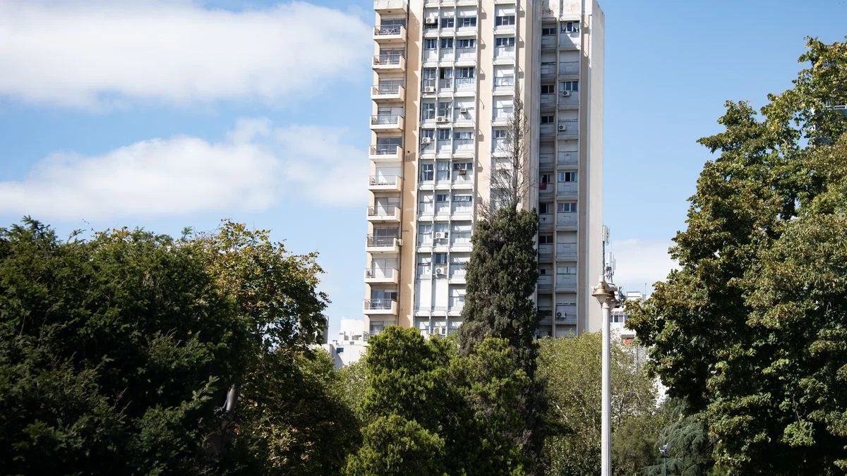 La Plata recibe un sábado gris y templado