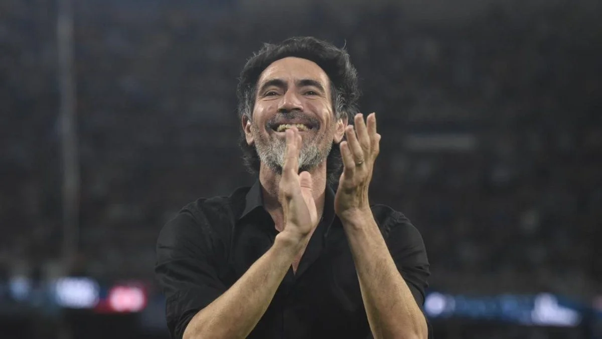 Eduardo Domínguez y su gesto ante la premiación de Tapia