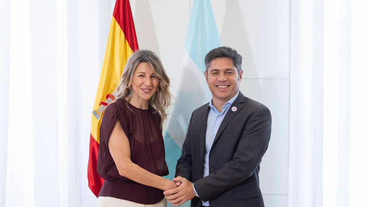 Axel Kicillof llevó la campaña a España