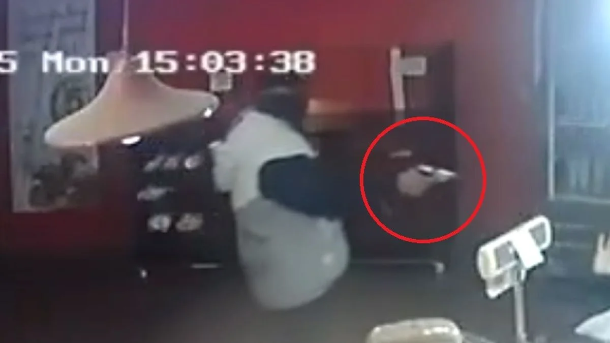 Violento asalto a mano armada en una panadería de La Plata