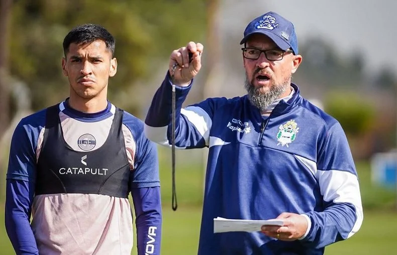 Gimnasia se medir&aacute; en un amistoso frente a Racing en Avellaneda