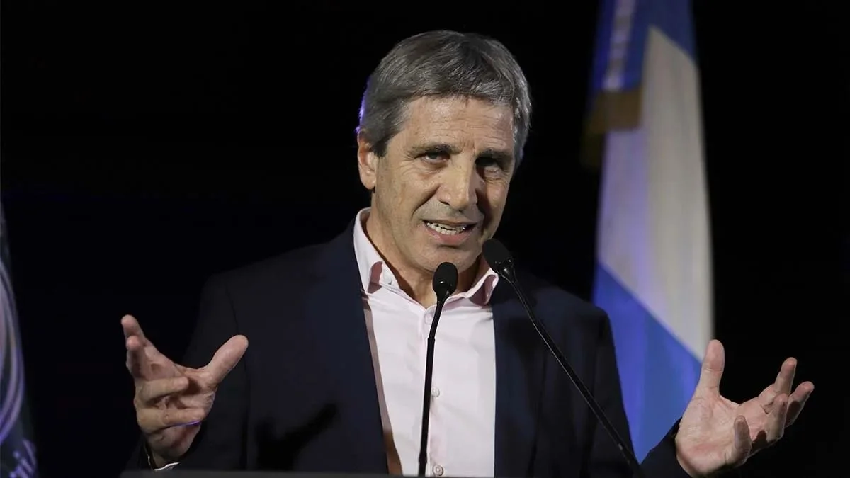 Caputo anunció la baja de las retenciones al campo