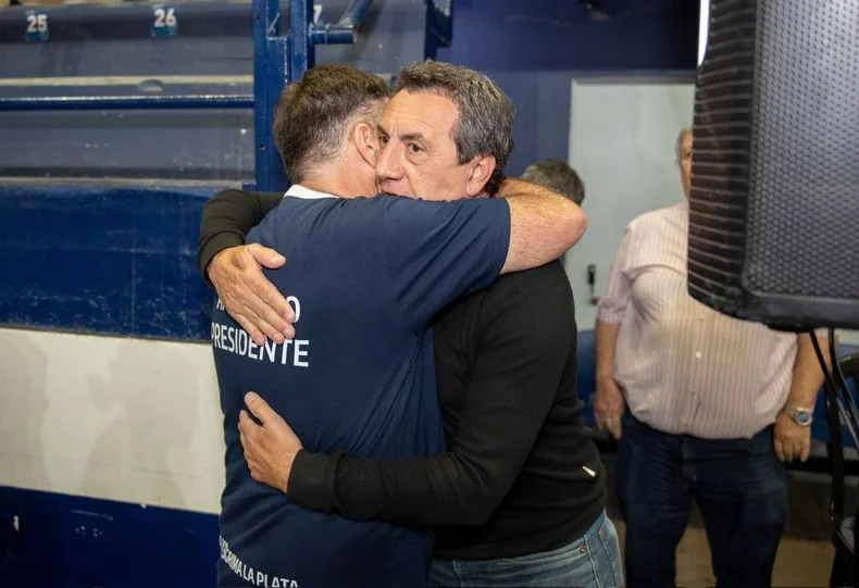 Carlos Anacleto, acompañará a la delegación de Gimnasia junto a la comisión saliente