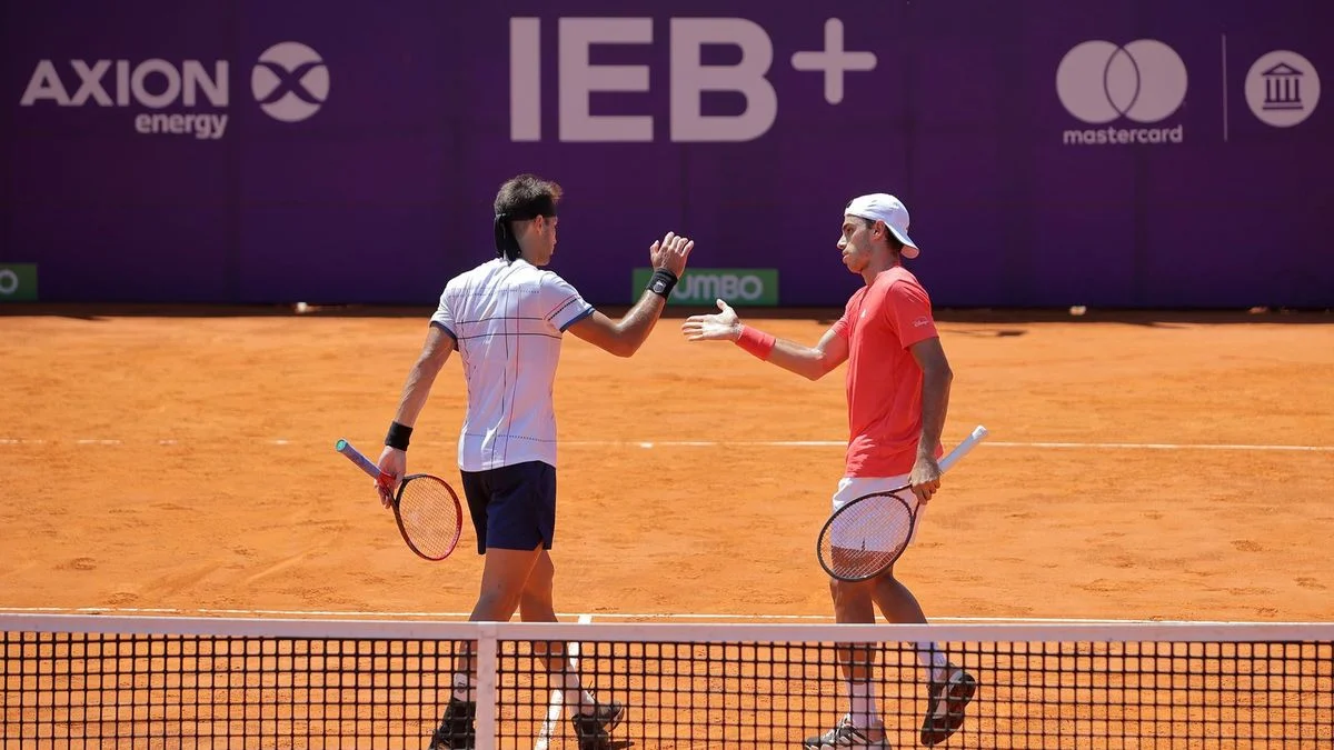 El platense Tomás Etcheverry ganó su partido en dobles por el Argentina Open