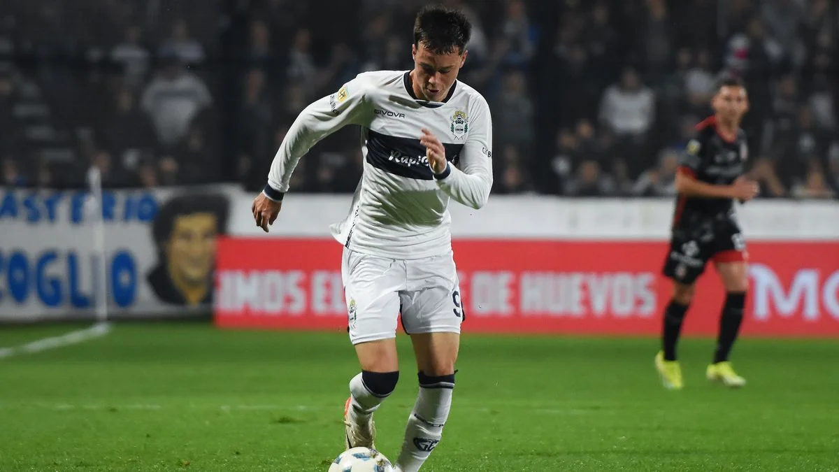 Matías Abaldo cerca de Independiente, ¿vuelve al Bosque?