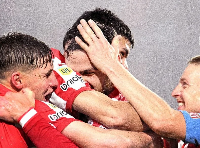 Estudiantes venci&oacute; 2 a 1 a Independiente Rivadavia