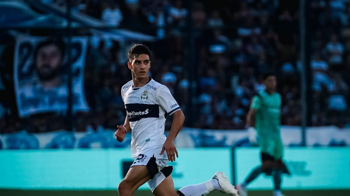 La respuesta de Matías Melluso a un hincha de Gimnasia: "¿Te pensás que no quiero ganar?"