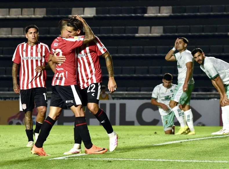 Estudiantes gole&oacute; a Ituzaing&oacute; y avanz&oacute; en la Copa Argentina