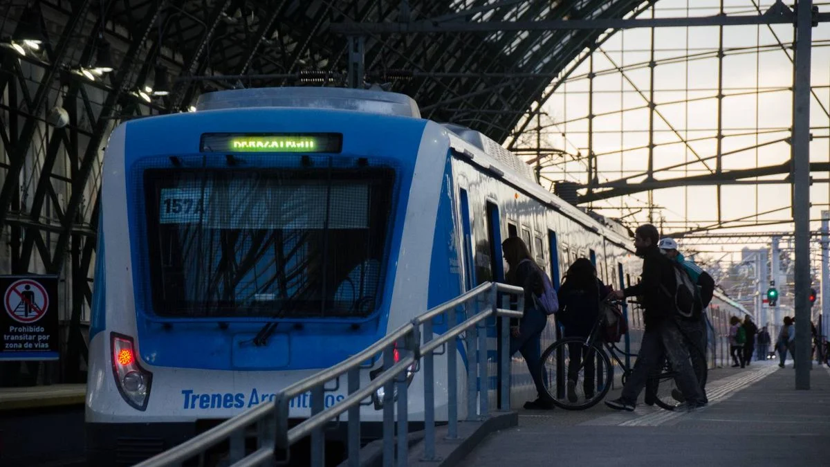Levantaron el paro de trenes del sábado