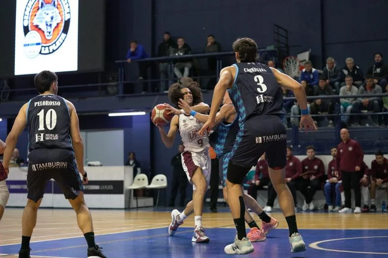 Gimnasia gan&oacute; en el Polideportivo V&iacute;ctor Nethol y forz&oacute; el cuarto juego de las semifinales de la Liga Argentina de B&aacute;squet