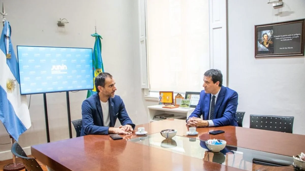 Alejado de La Libertad Avanza, el PRO vuelve a mostrarse con radicales