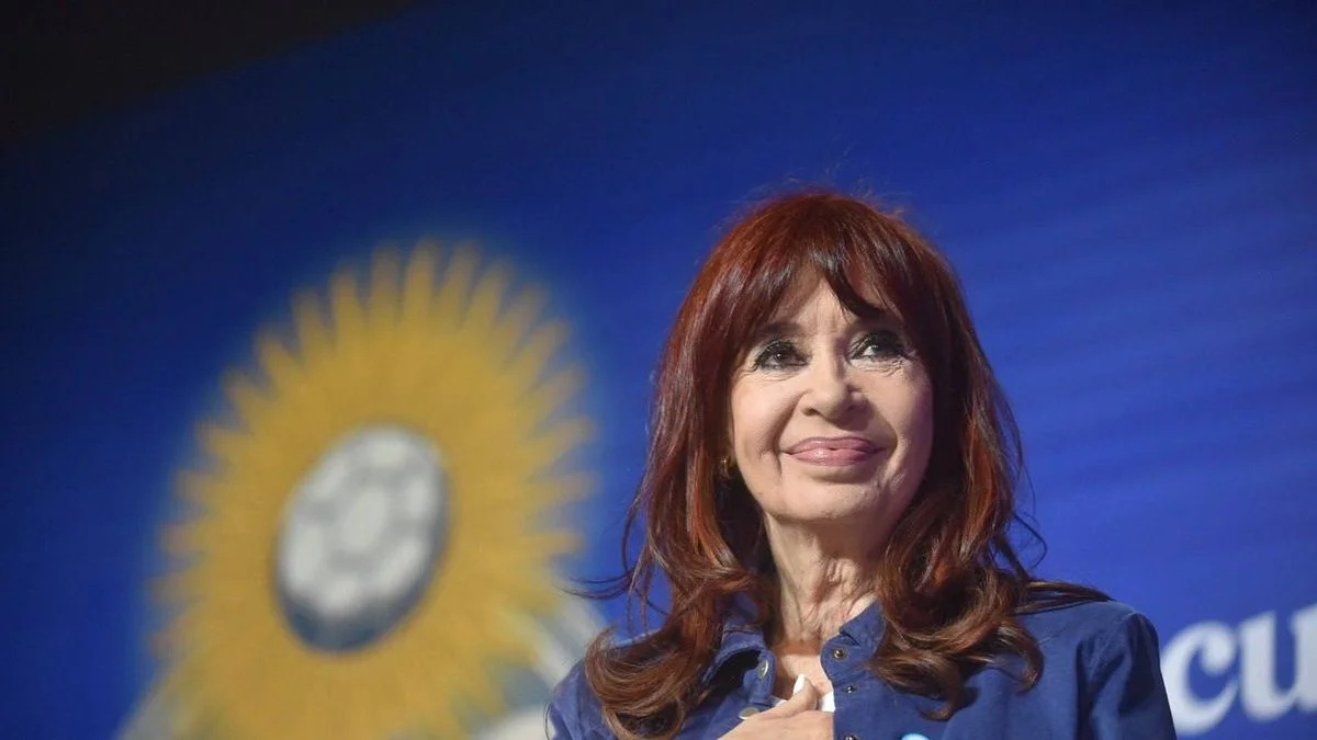 Cristina: "Voy a ser candidata en la tercera sección"