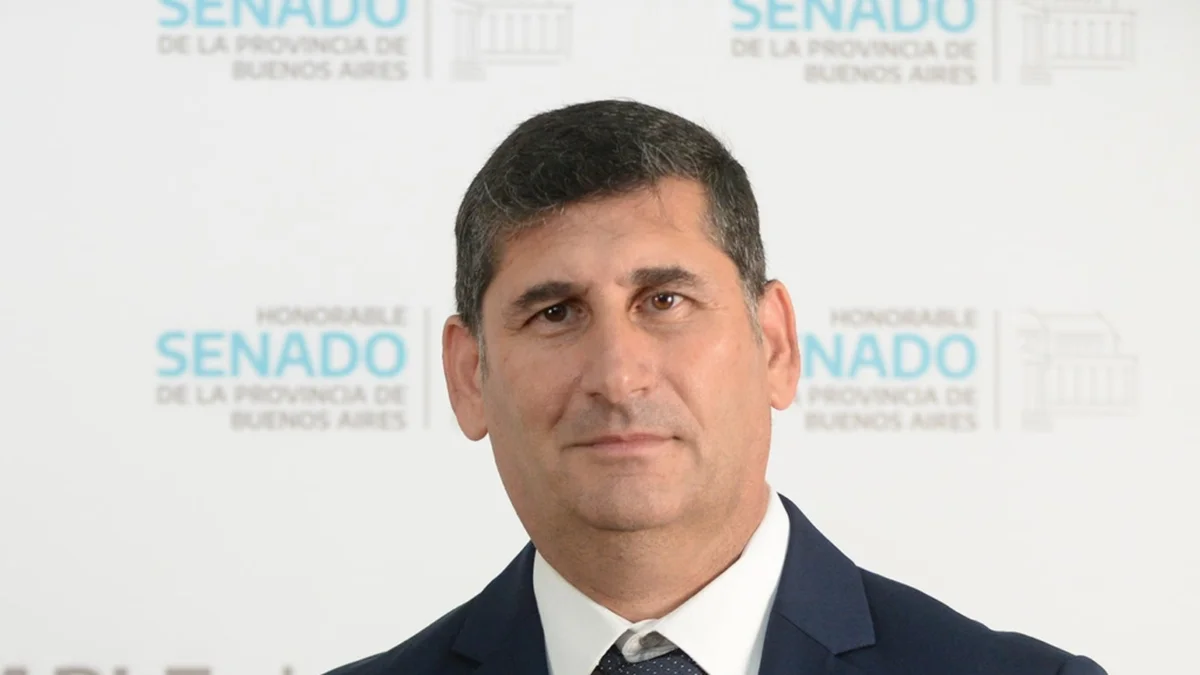El senador Fernando Coronel presentó diversos proyectos en respuesta a las medidas del Gobierno de Milei