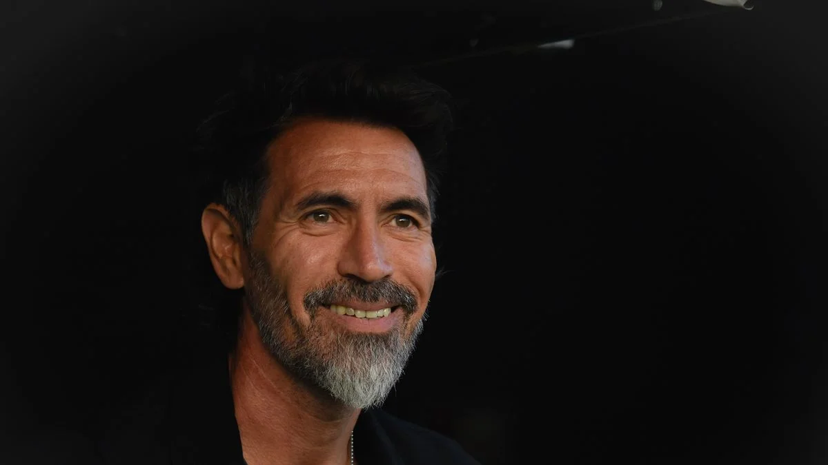 Estudiantes ya le busca reemplazante a Eduardo Domínguez