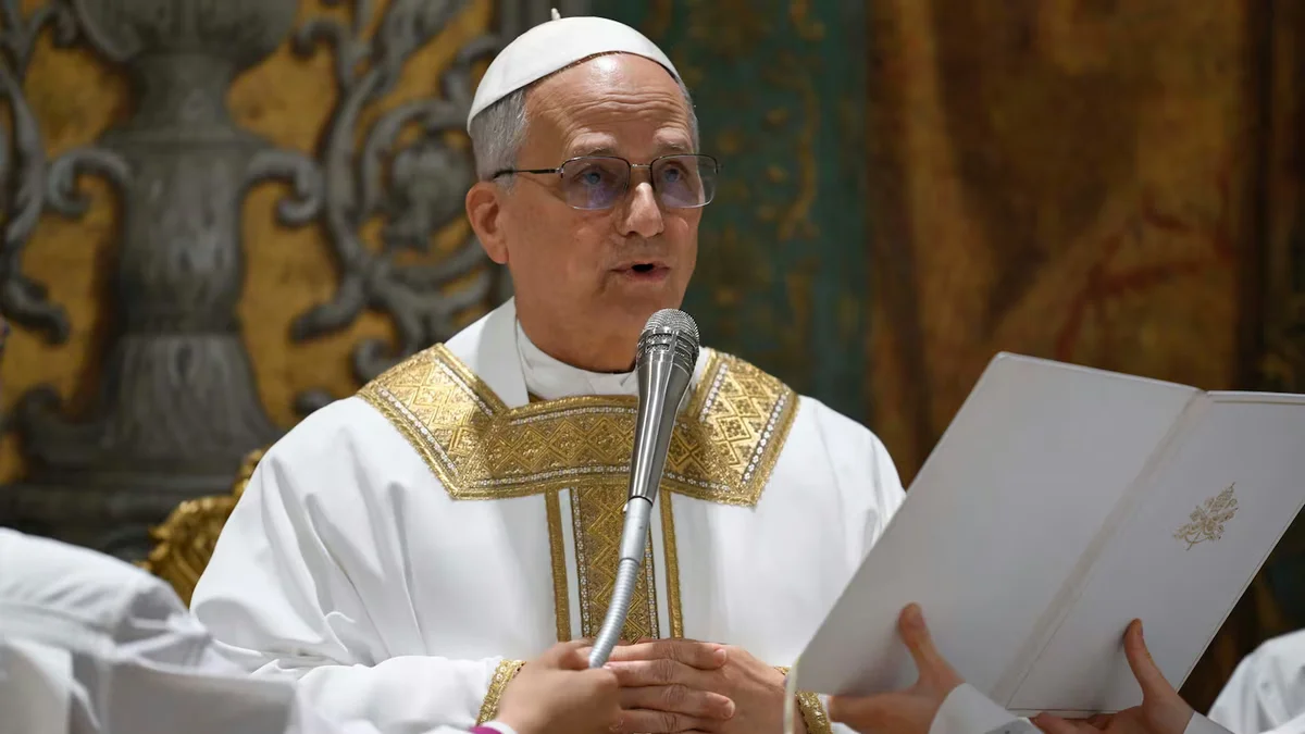 León XIV recordó al papa Francisco y envió un mensaje de unidad a la Iglesia