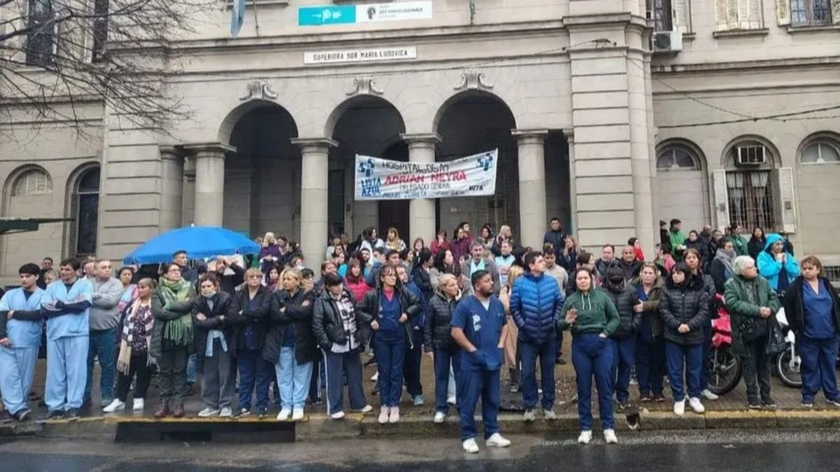 El Hospital de Niños despidió al hombre fallecido en Los Hornos