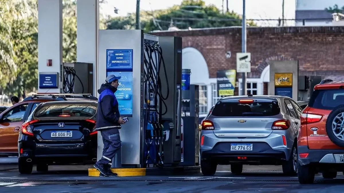 Aumentaron los combustibles un 7% por la guerra en medio oriente