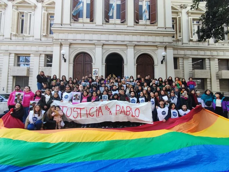 La comunidad educativa de la UNLP exige justicia por Pablo Mieres