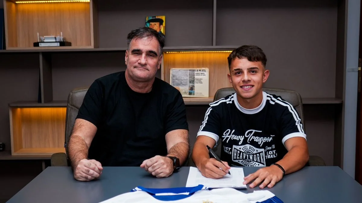 Gimnasia anunció el primer contrato de uno de sus juveniles