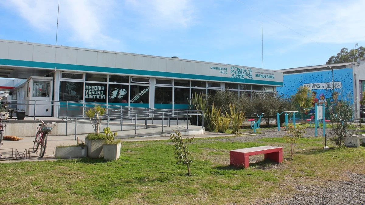 Emotiva despedido al hombre de Los Hornos que falleció por una feroz golpiza