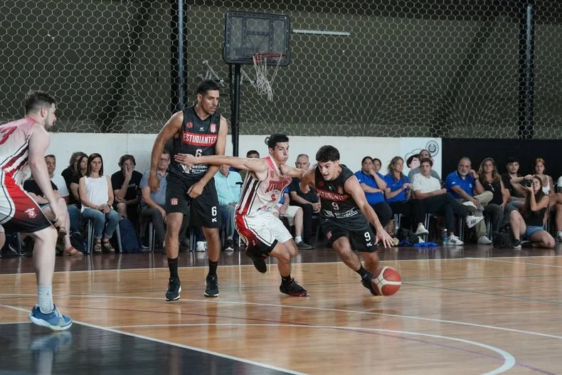 Atenas y Estudiantes comparten zona en la Liga Federal