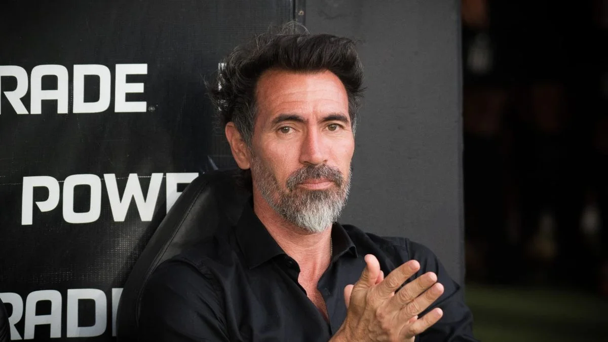 Eduardo Domínguez, tras el triunfo de Estudiantes: "Impusimos el ritmo del partido"