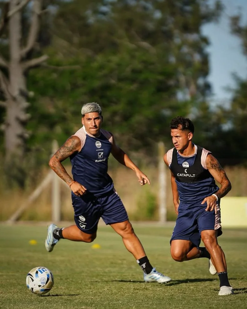 Marcelo y Franco Torres a puro gol en la pretemporada de Gimnasia en Estancia Chica