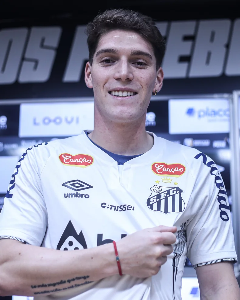 Rollheiser ser&aacute; compa&ntilde;ero de Neymar en uno de los gigantes de Brasil&nbsp;