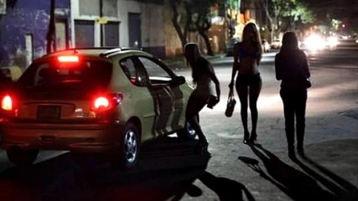 Buscan prohibir la prostitución en las calles de La Plata
