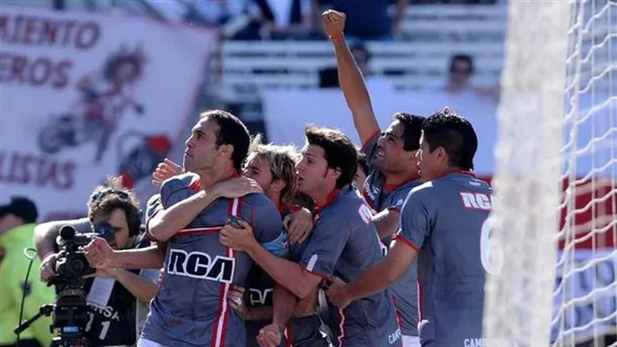 River y una paliza con recuerdo al Estudiantes de Sabella