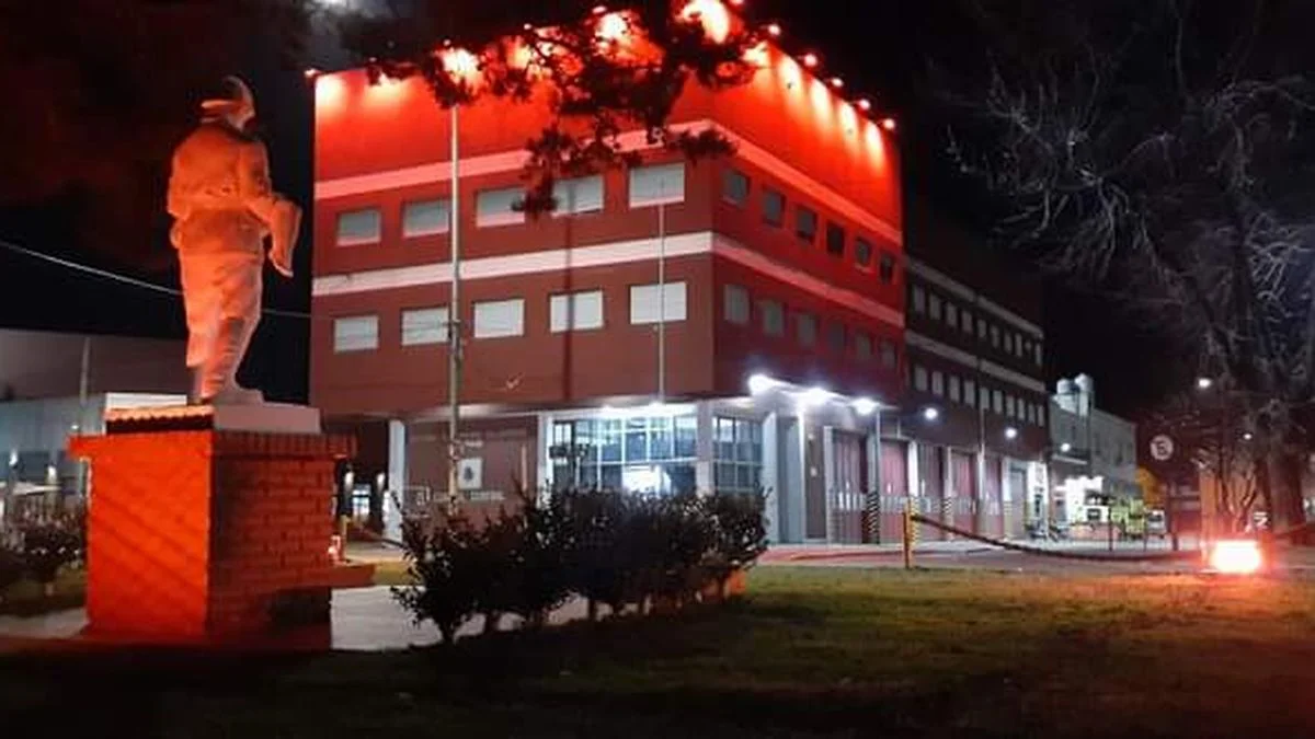 Bomberos de Berisso anunciaron que no funciona la línea de emergencias