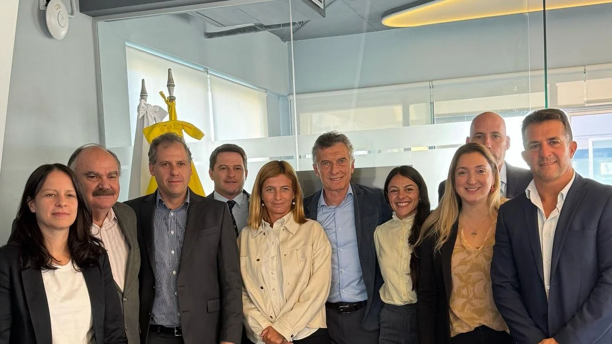 Mauricio Macri reunió a sus senadores provinciales para ordenar la campaña