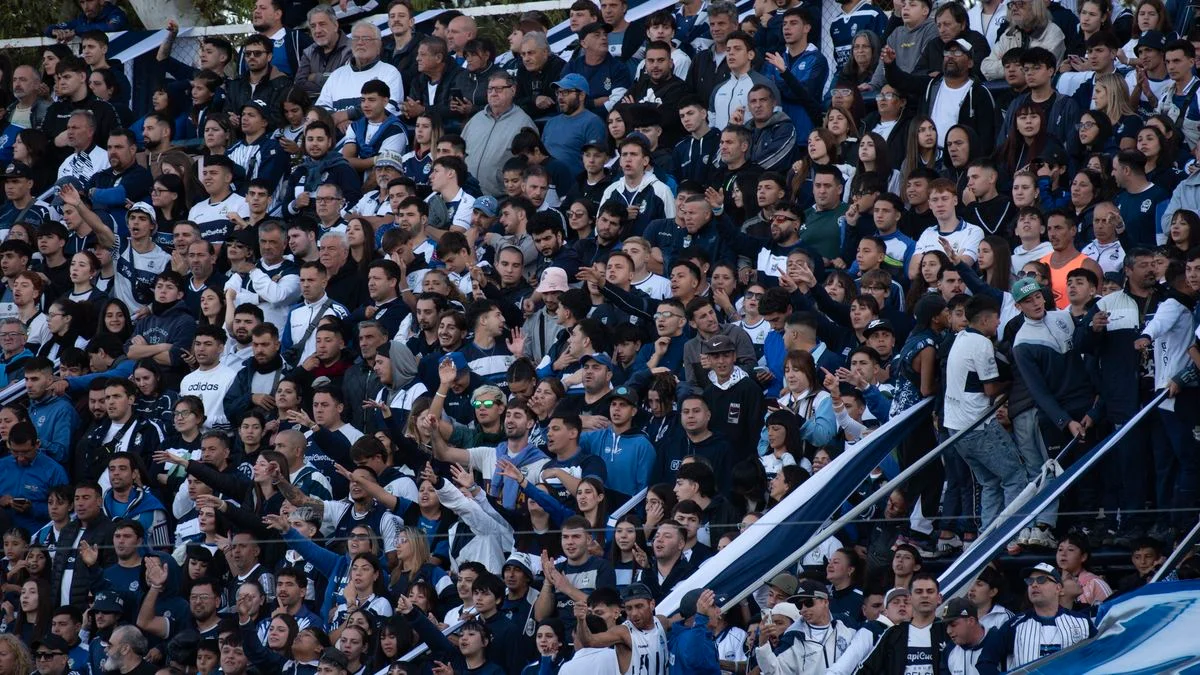 Siete hinchas de Gimnasia con derecho de admisión para este domingo