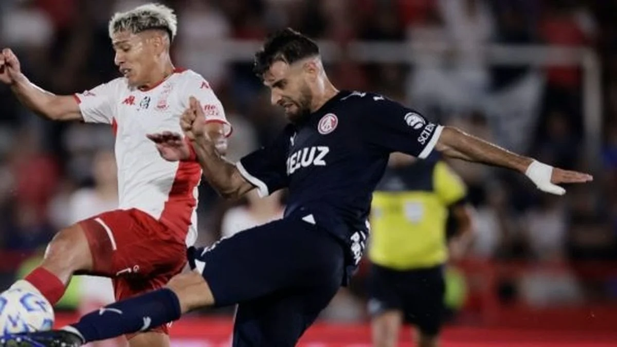 Independiente - Huracán abren las semifinales del campeonato