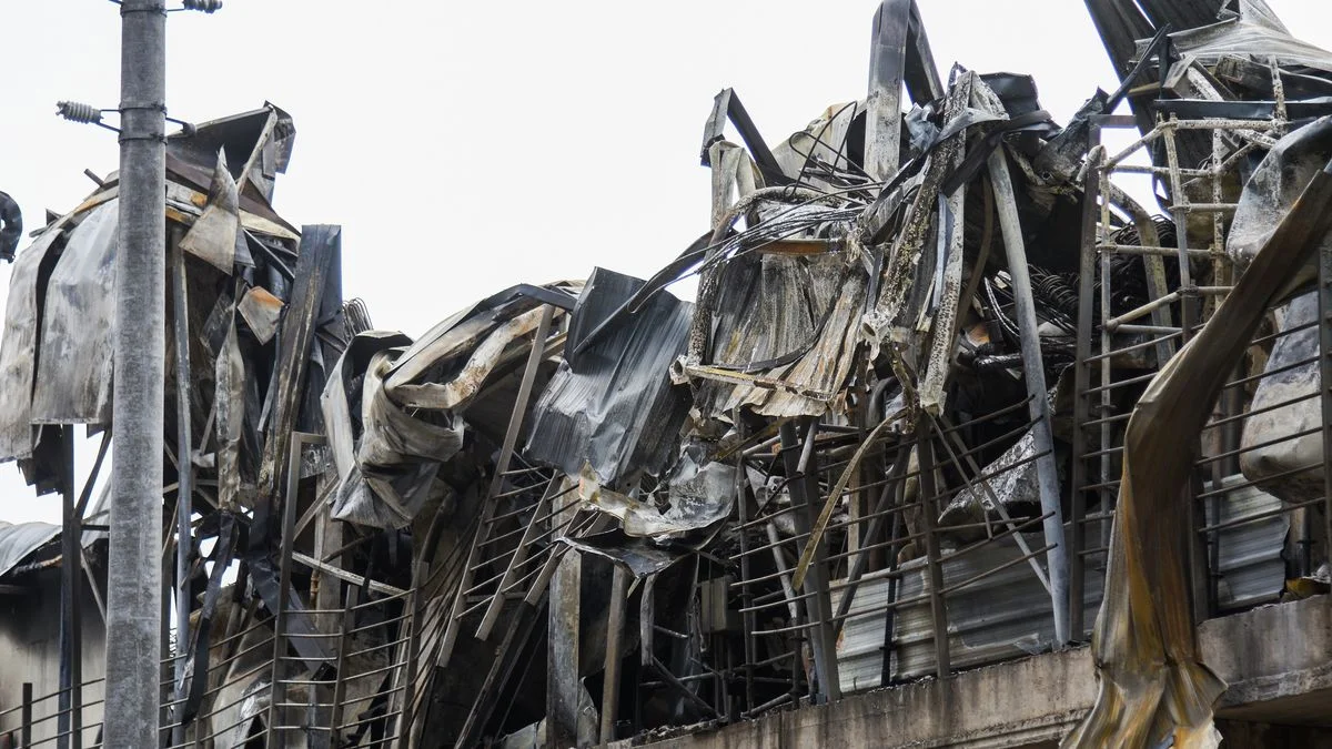 El Frigorífico Gorina, en ruinas: a un mes del incendio, entre la incertidumbre y despidos