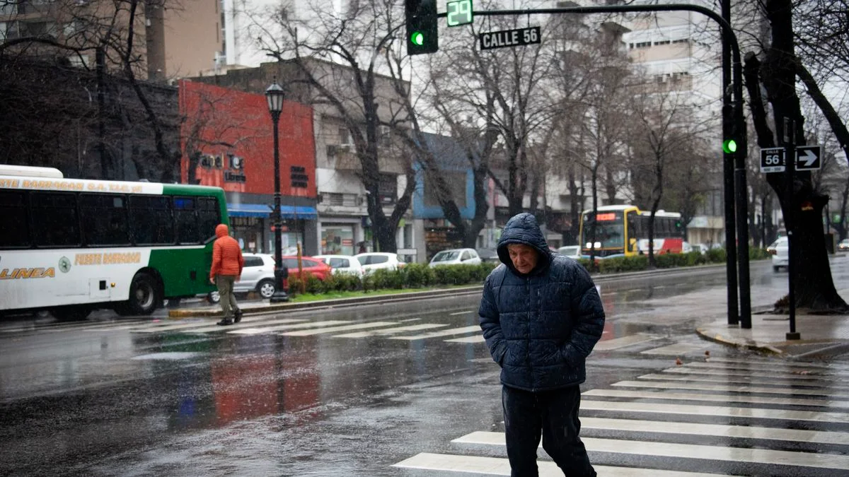 Rige el alerta amarillo por fuertes tormentas en La Plata