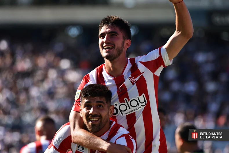 Leandro Díaz junto a Gustavo Del Prete en el clásico de 2021