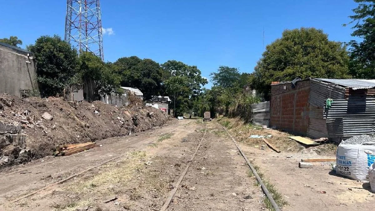 Terminaron de relocalizar en La Plata a las familias que vivían en las vías de 122 y 50