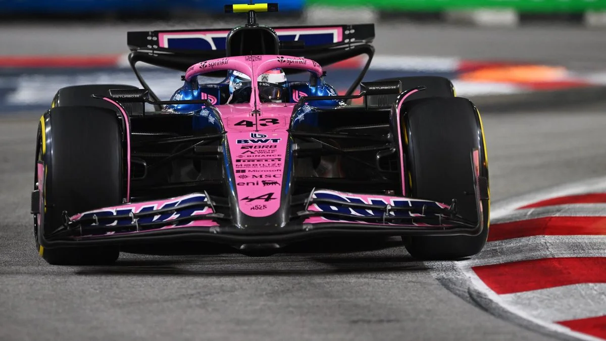 Franco Colapinto finalizó decimosexto en el Gran Premio de Singapur