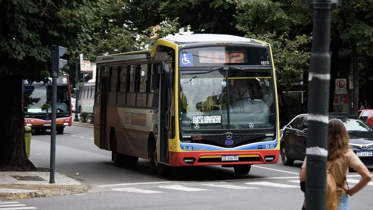 La UTA define si convoca a un paro de micros en el AMBA