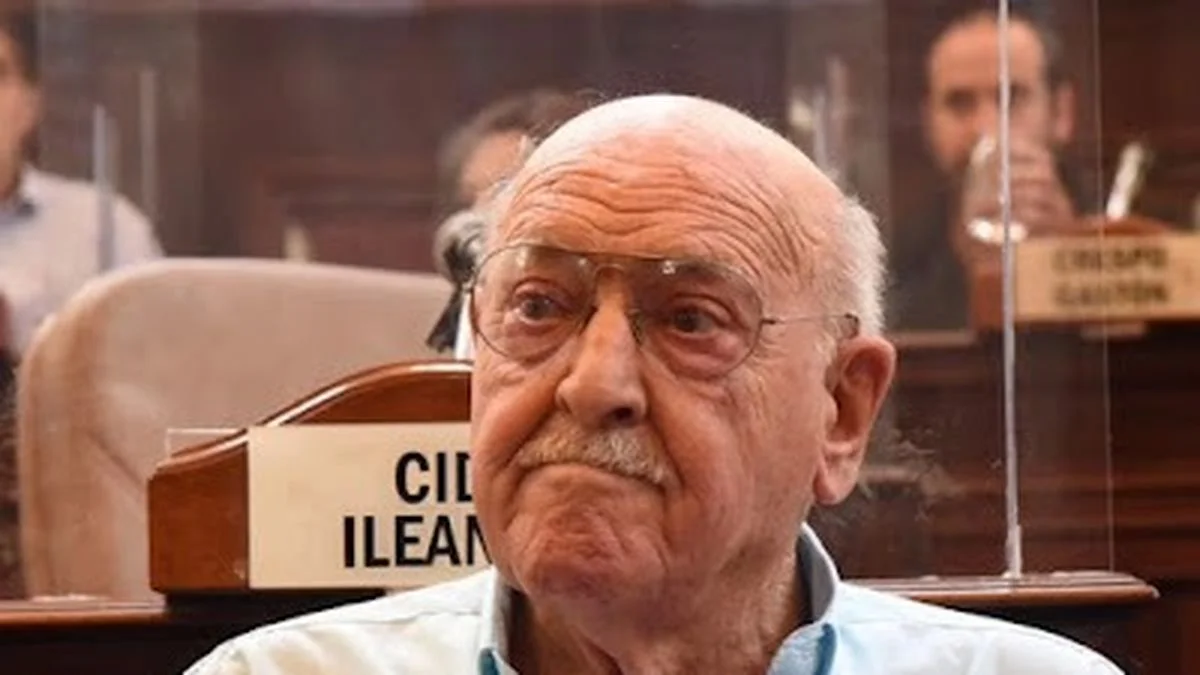 Falleció un referente del básquet platense: "Cuando muera, donen pelotas"