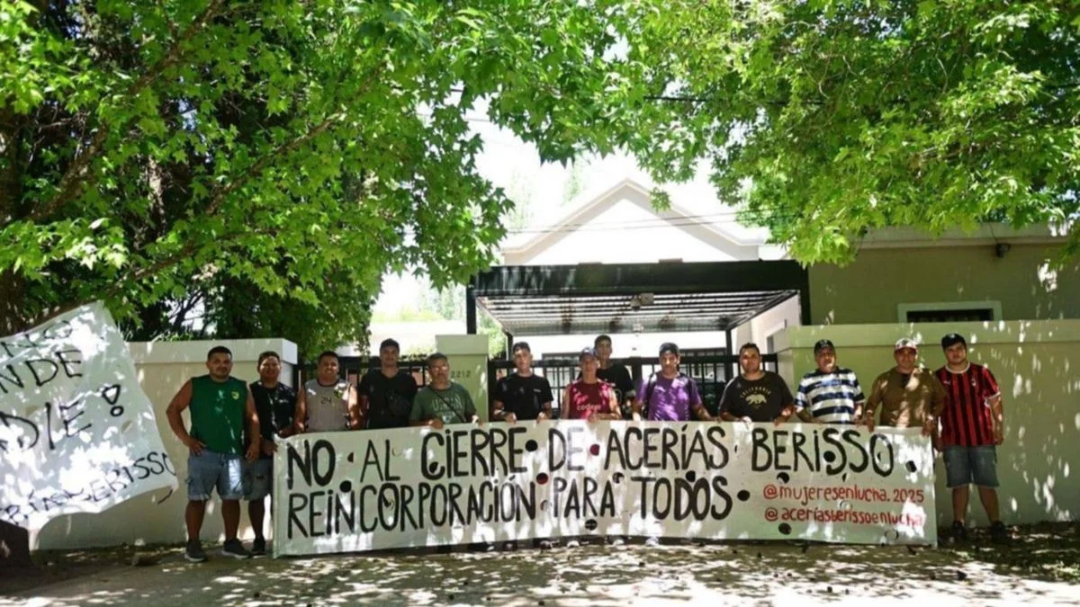 Trabajadores de Acerías Berisso volvieron a escrachar a uno de los dueños