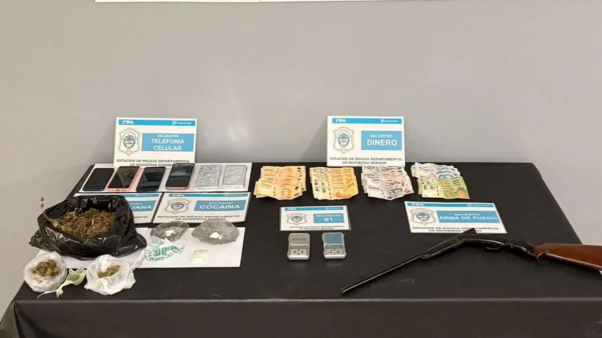 Detuvieron en Berisso a dos mujeres que vendían drogas y poseían armas