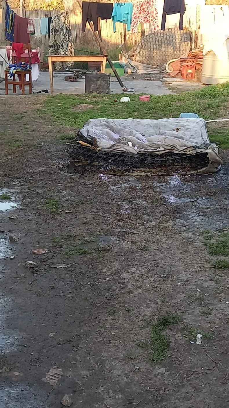 El colchón que el implicado prendió fuego