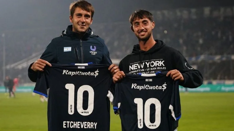 Thiago Tirante en el Bosque junto a Tom&aacute;s Etcheverry